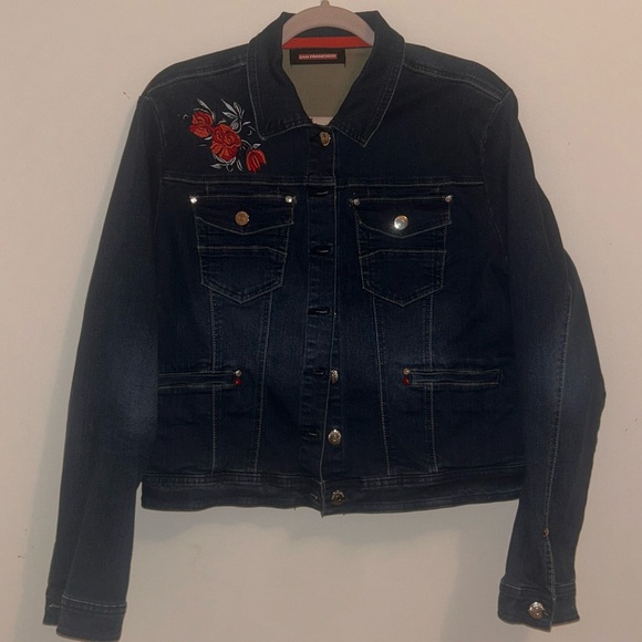 Beautiful embroidered denim jacket - Picture 3 of 5